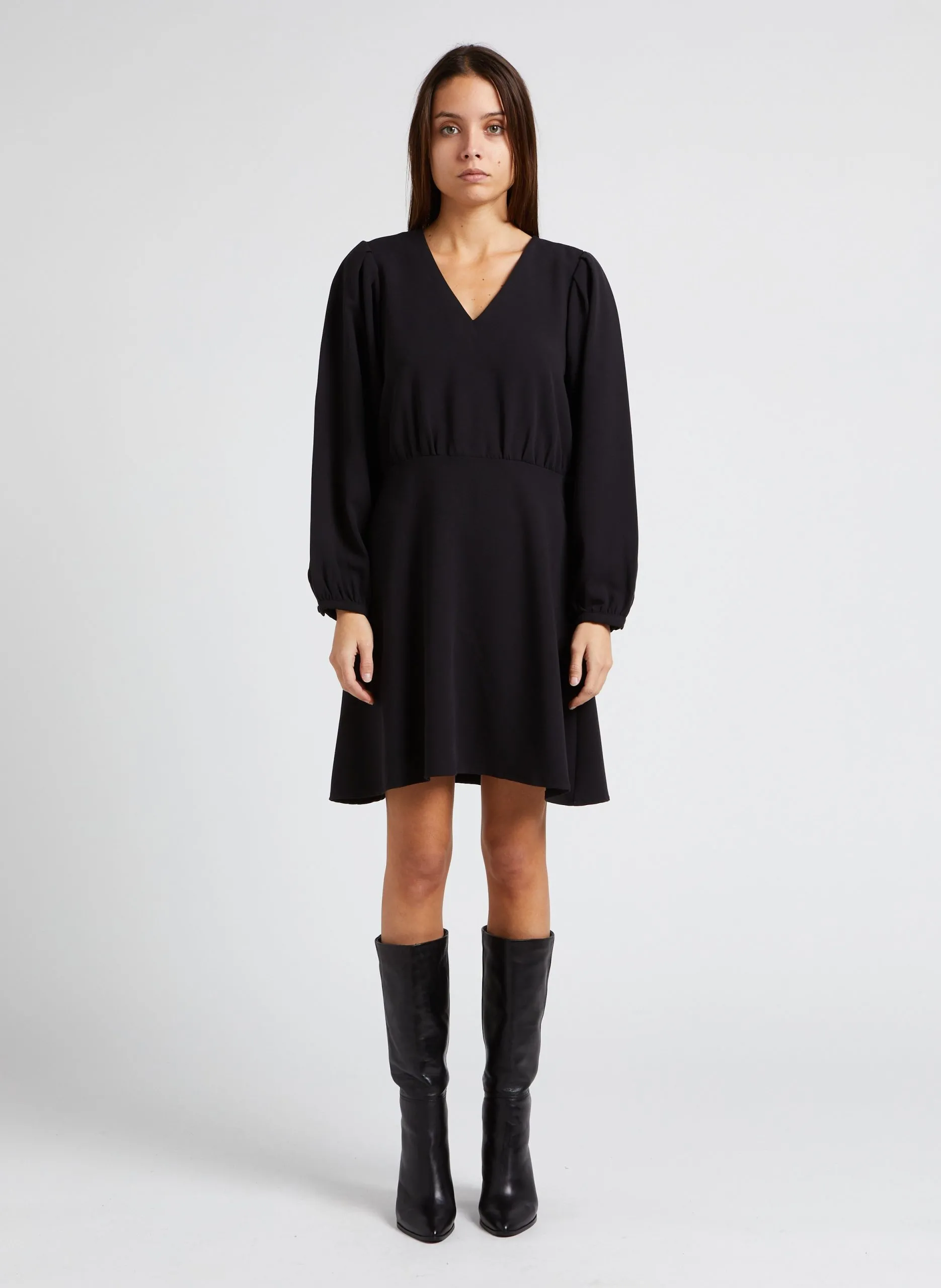 Robe trapèze col V Noir ARIAN