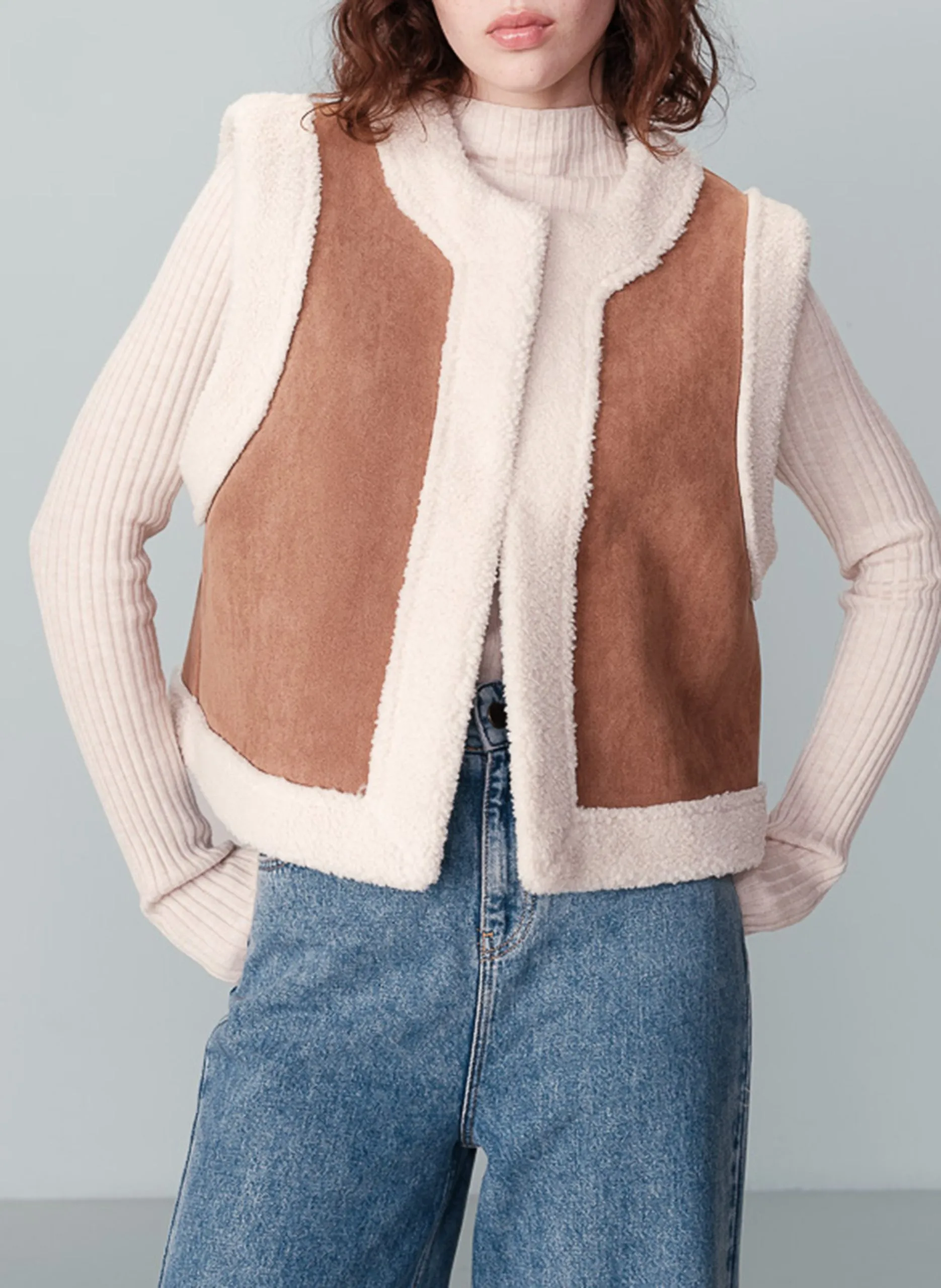 Veste sans manches col rond droite Marron NOE