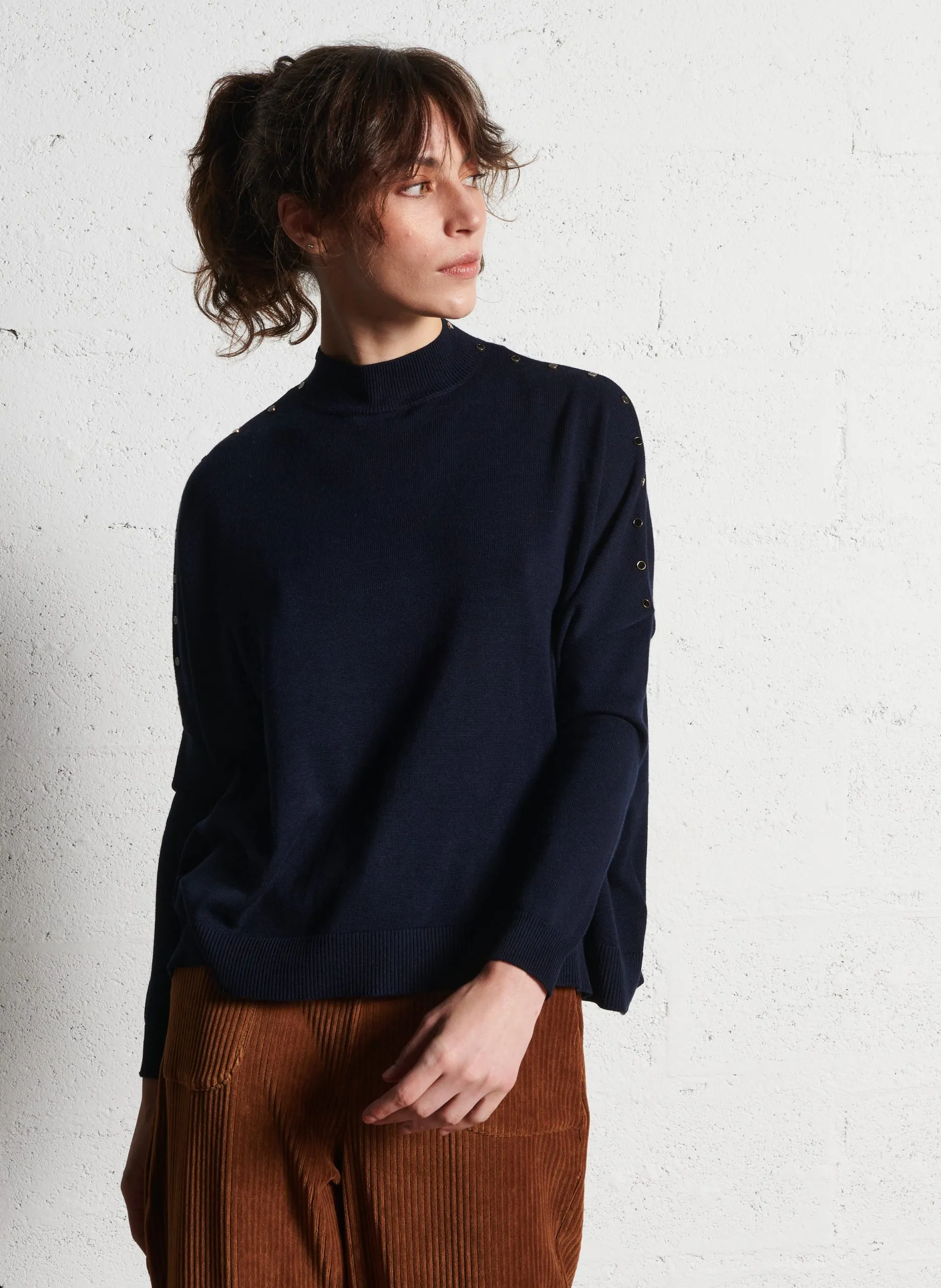 Pull cape tricot boutonné Bleu