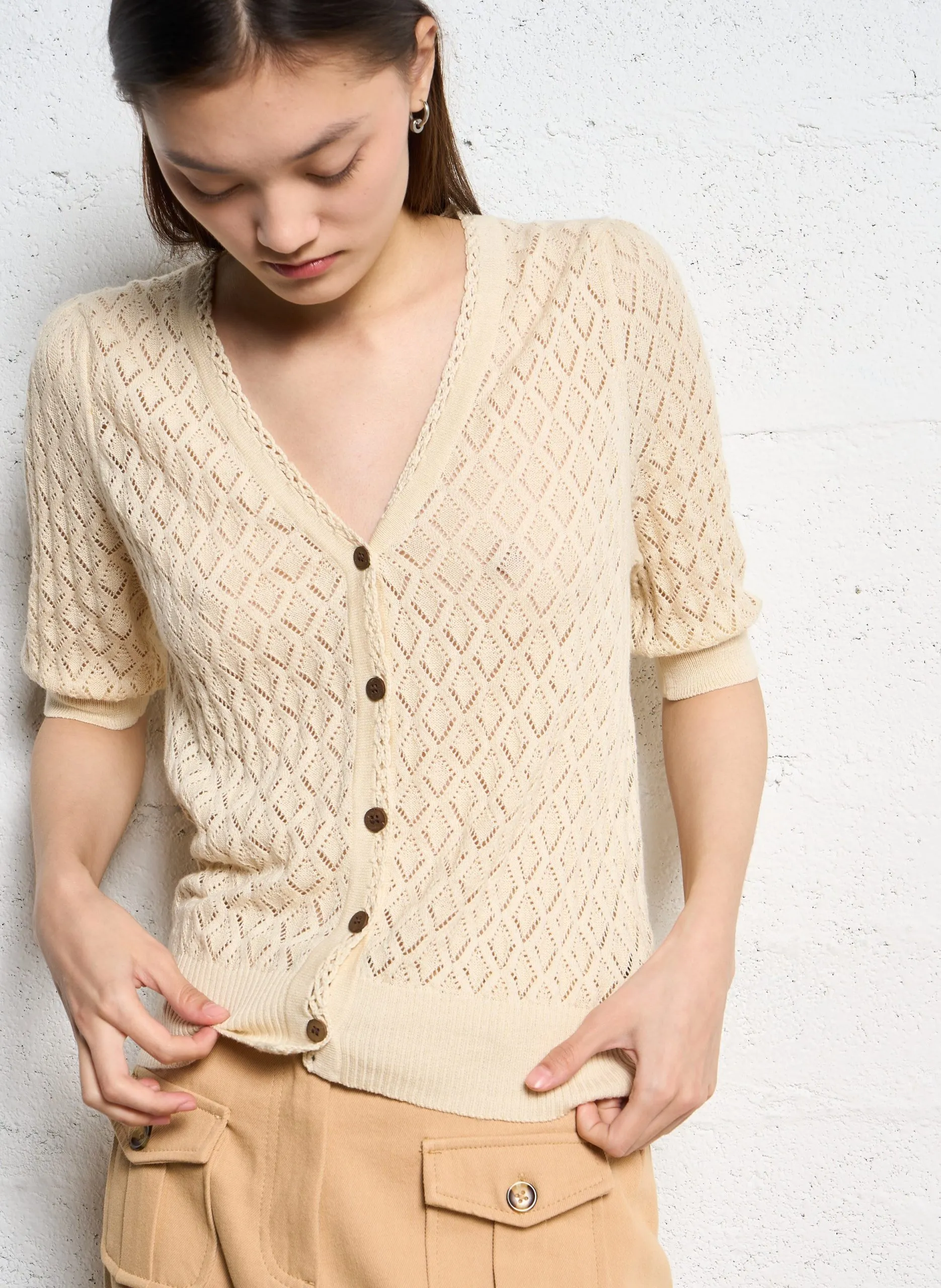 Cardigan ajusté col V en coton Beige