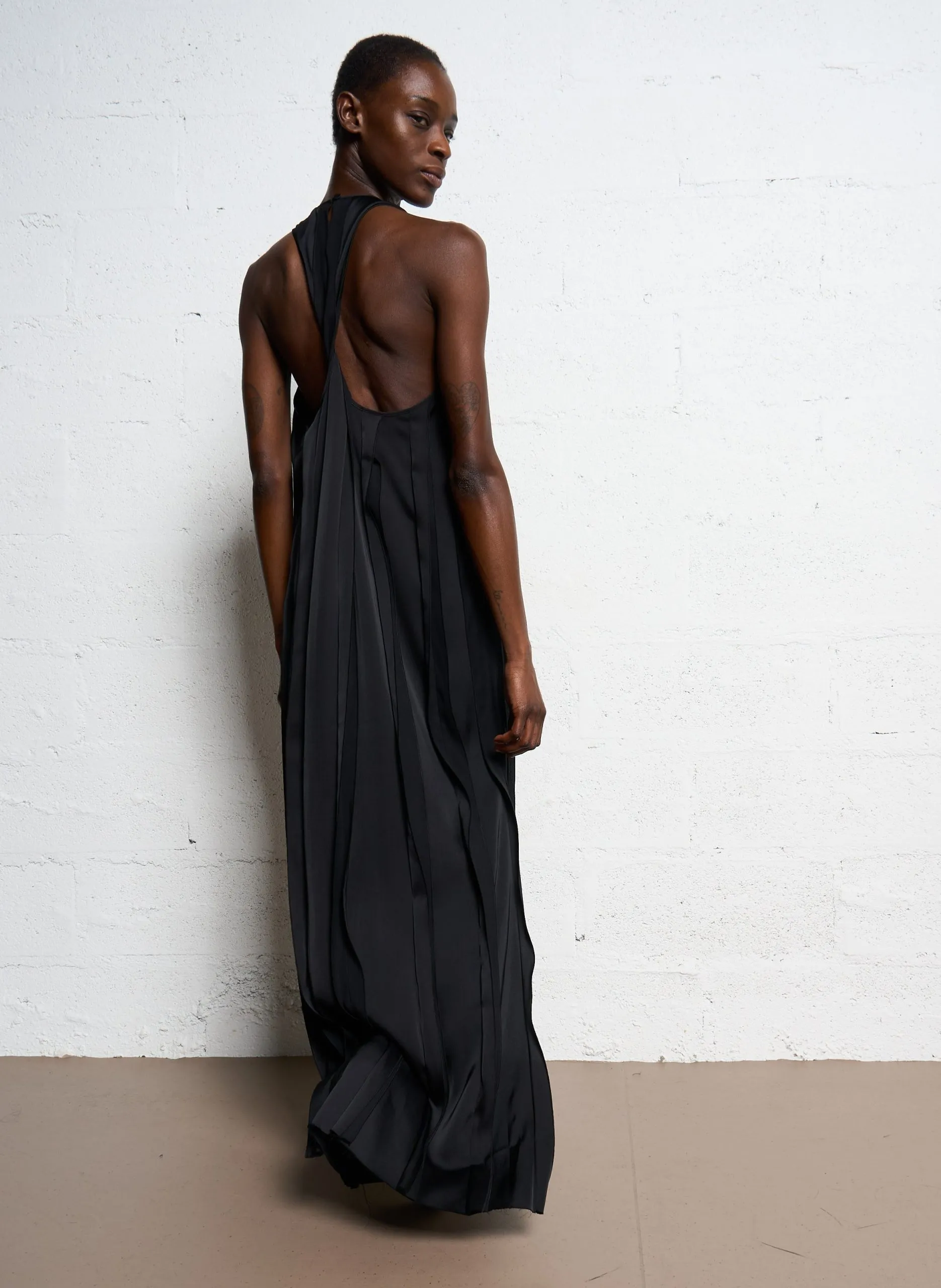 Robe longue plissée Noir ALMADA