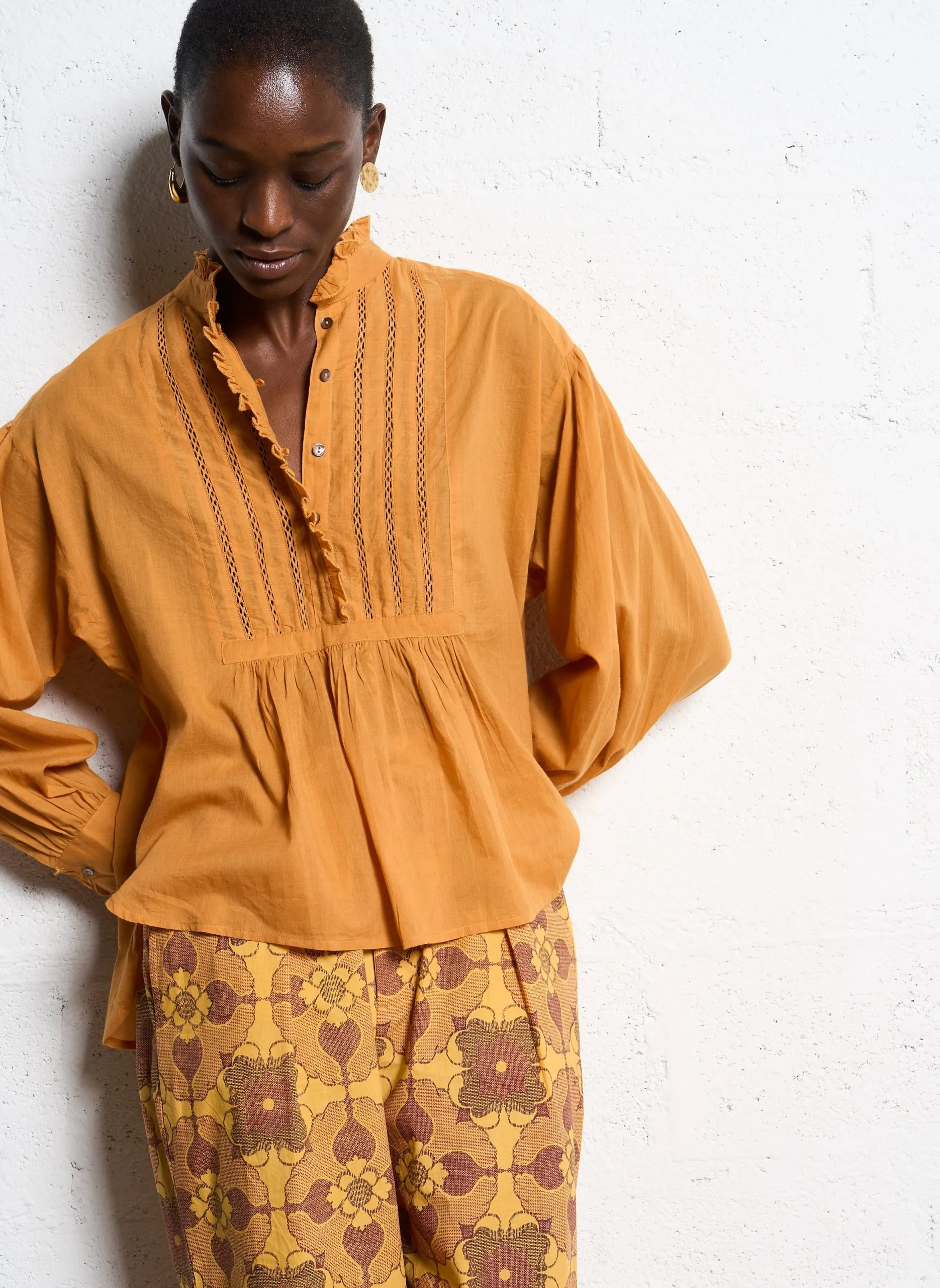 Blouse col montant en coton Marron ANGELO