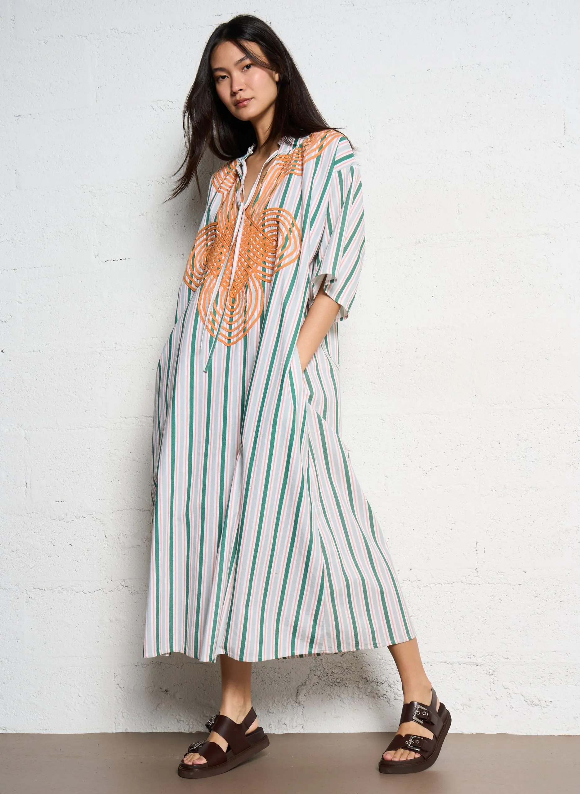 Robe large brodée en coton Orange GANGA