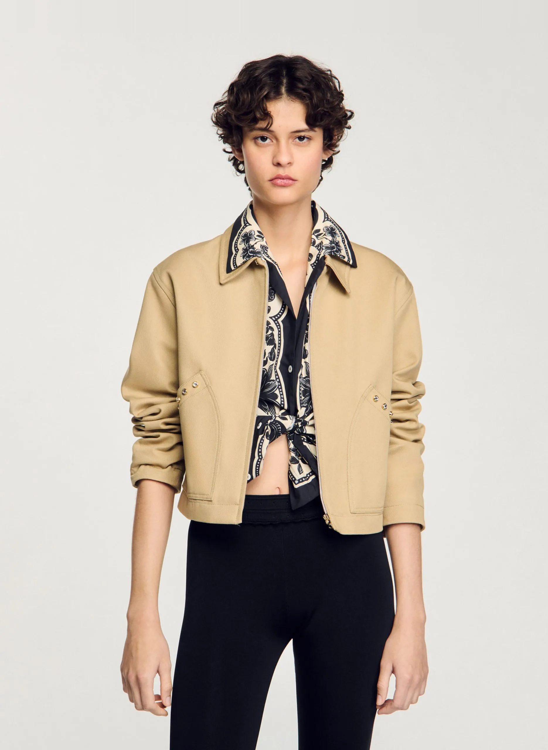 Veste courte zippée en coton Beige