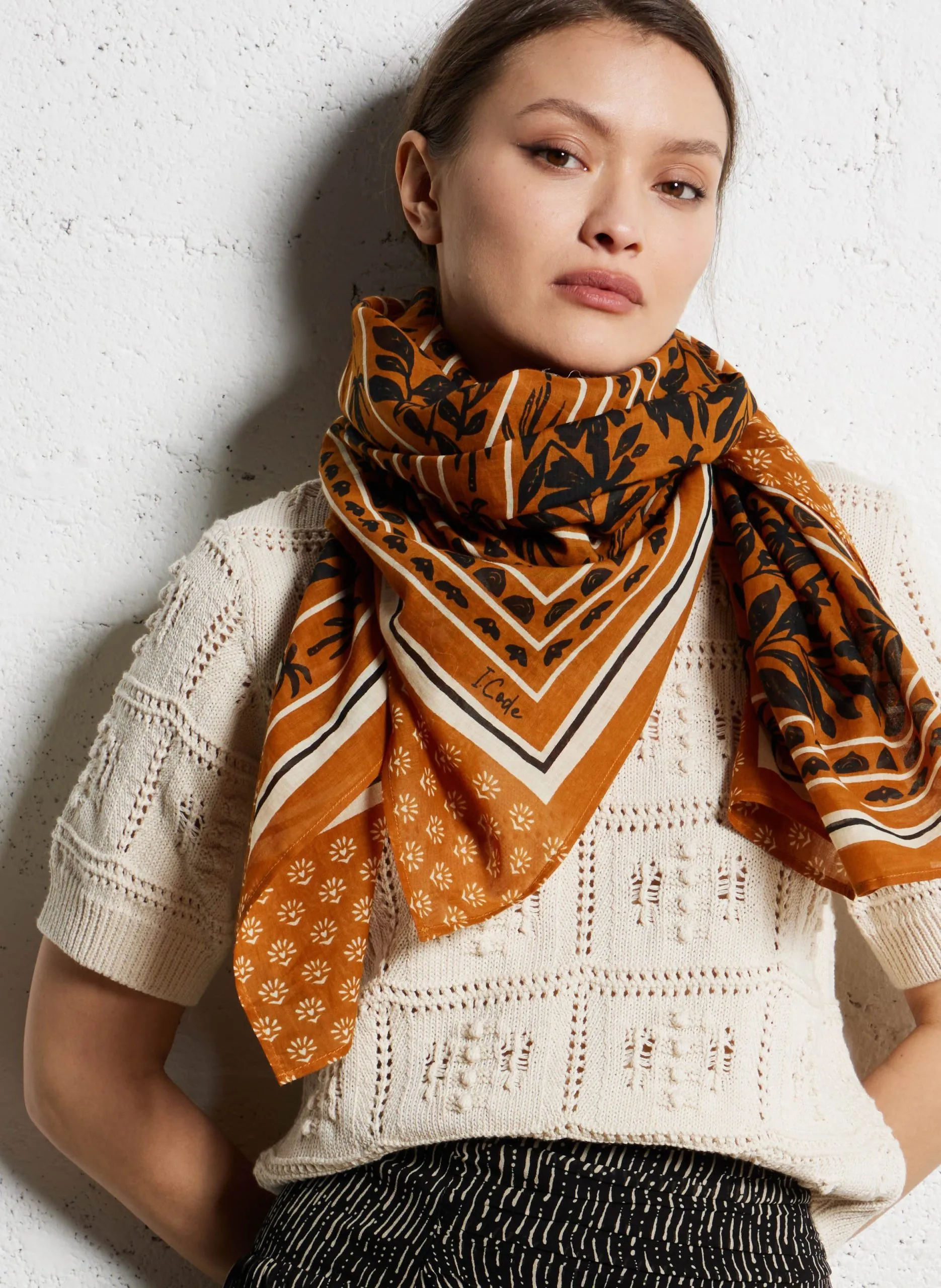 Foulard en coton imprimé Marron