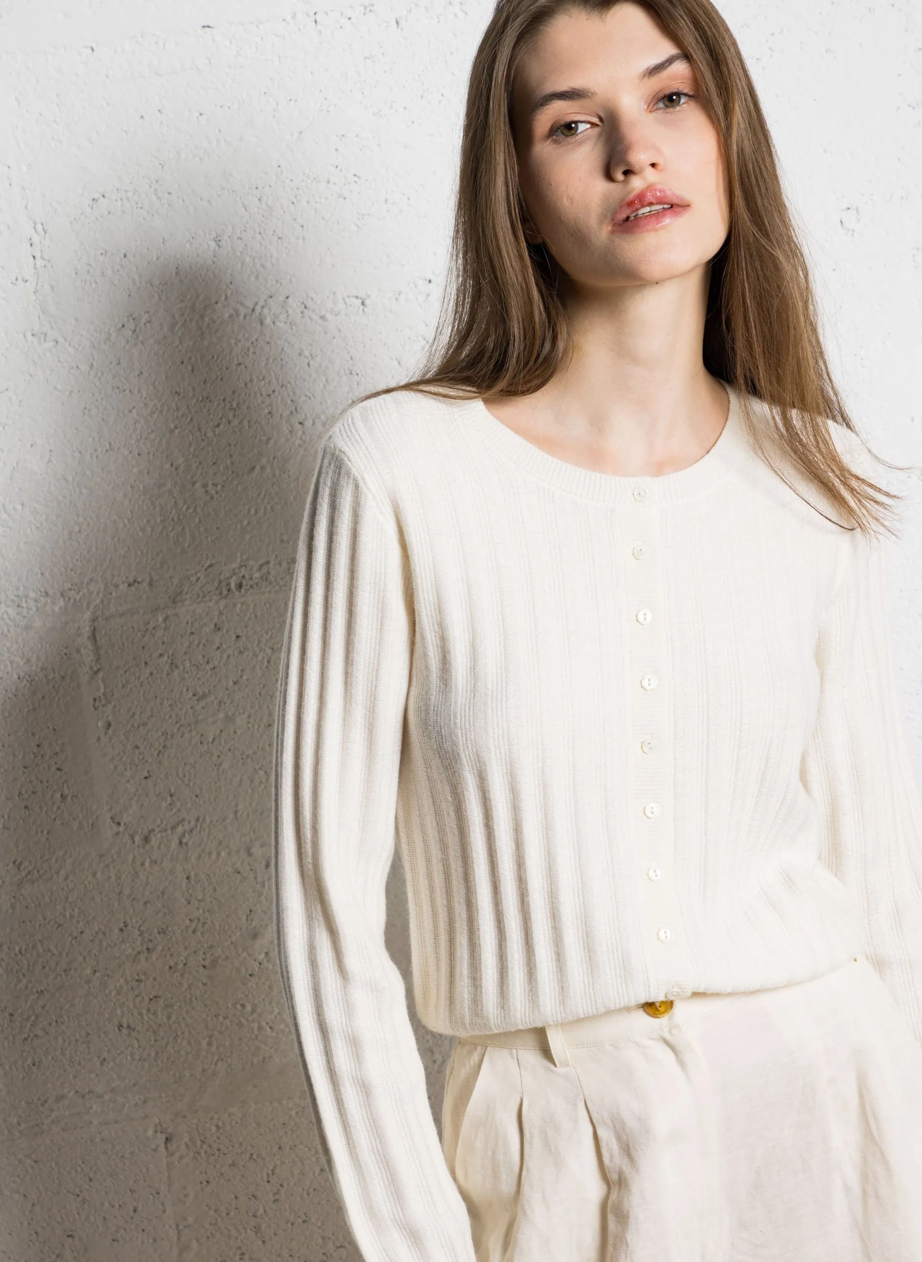 Gilet droit col rond en laine mélangée Blanc COLOMBIA