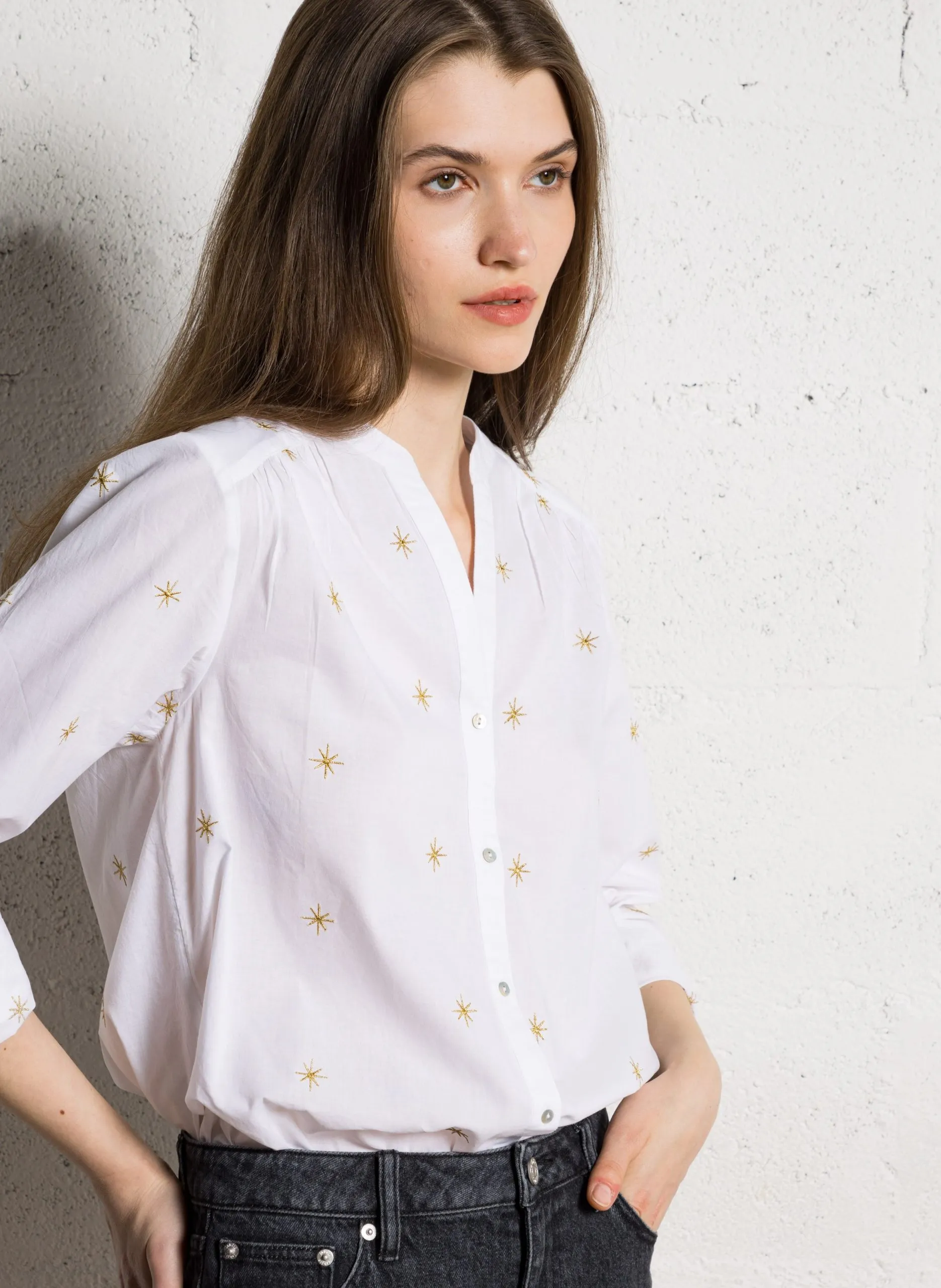 Top col V brodé en coton mélangé Blanc COSMILIA