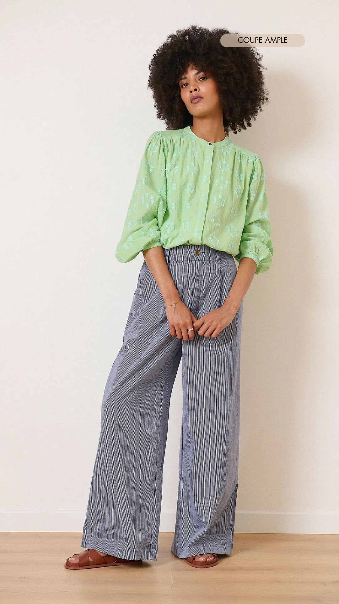 Blouse col rond brodée Vert KETTY