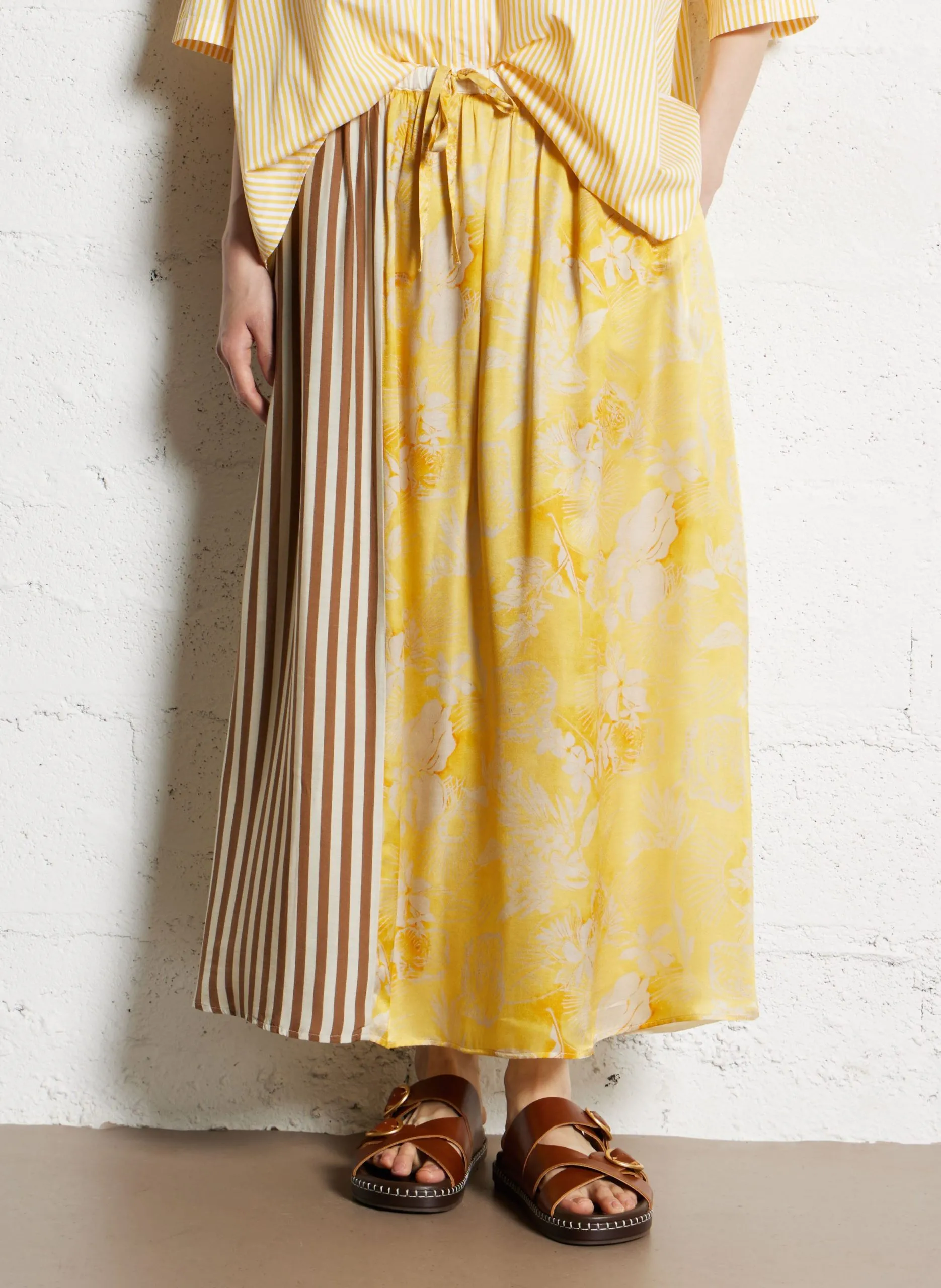 Jupe midi à imprimé floral et rayures Beige JIVIO