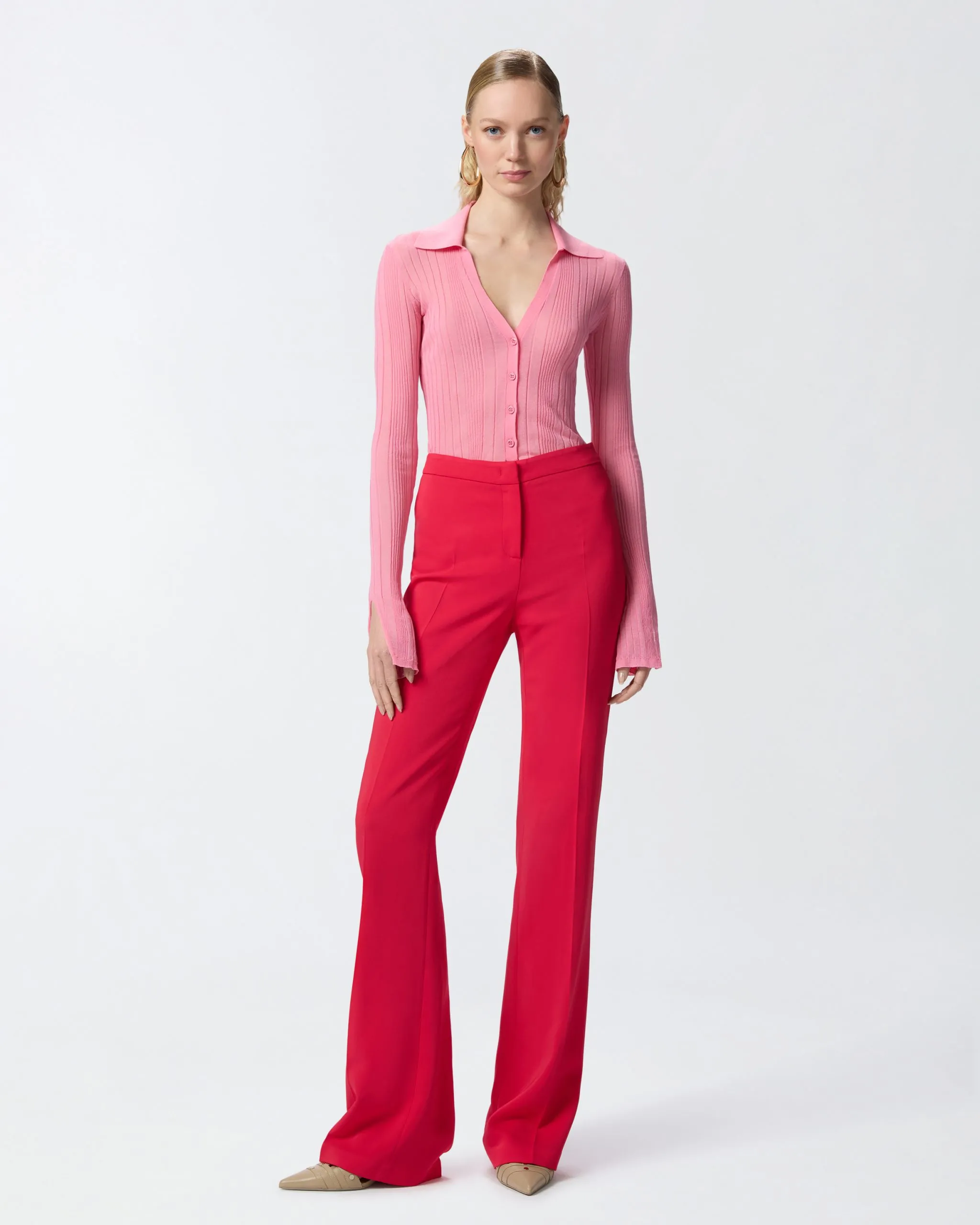 Pantalon élégant évasé en cady technique Rouge