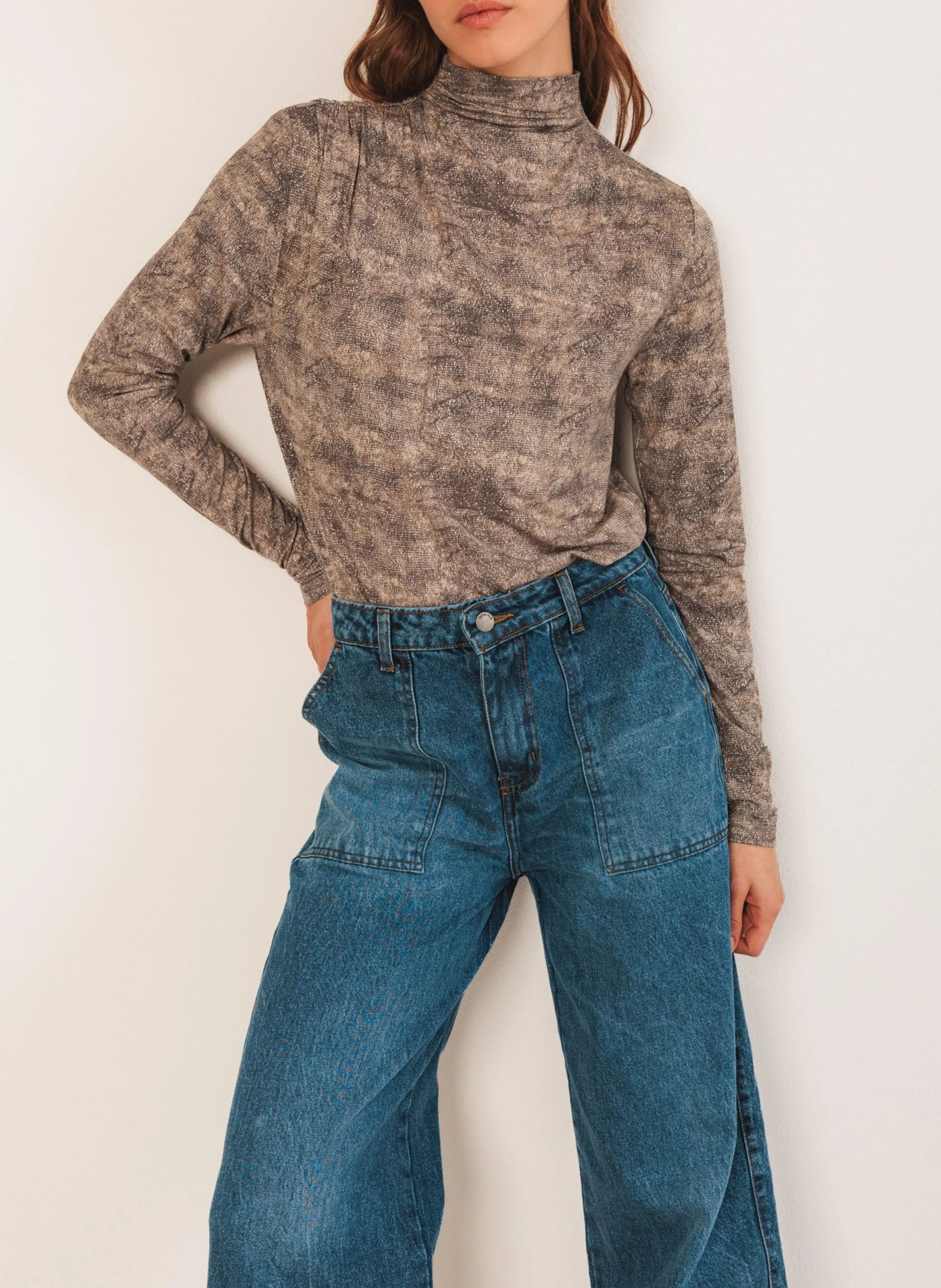 Top moulant col montant Noir