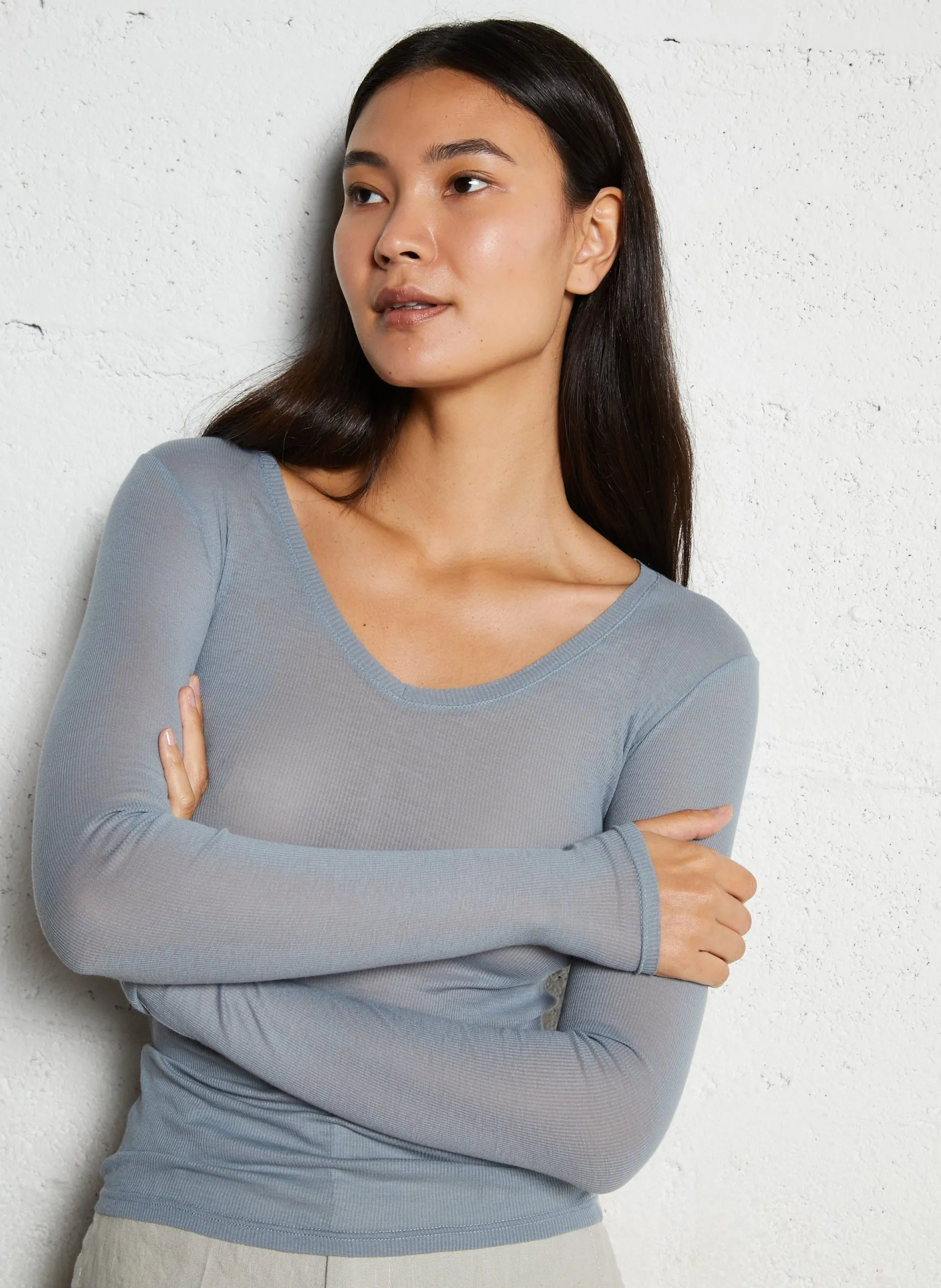 Tee-shirt col V ajusté en coton Gris MASSACHUSETTS