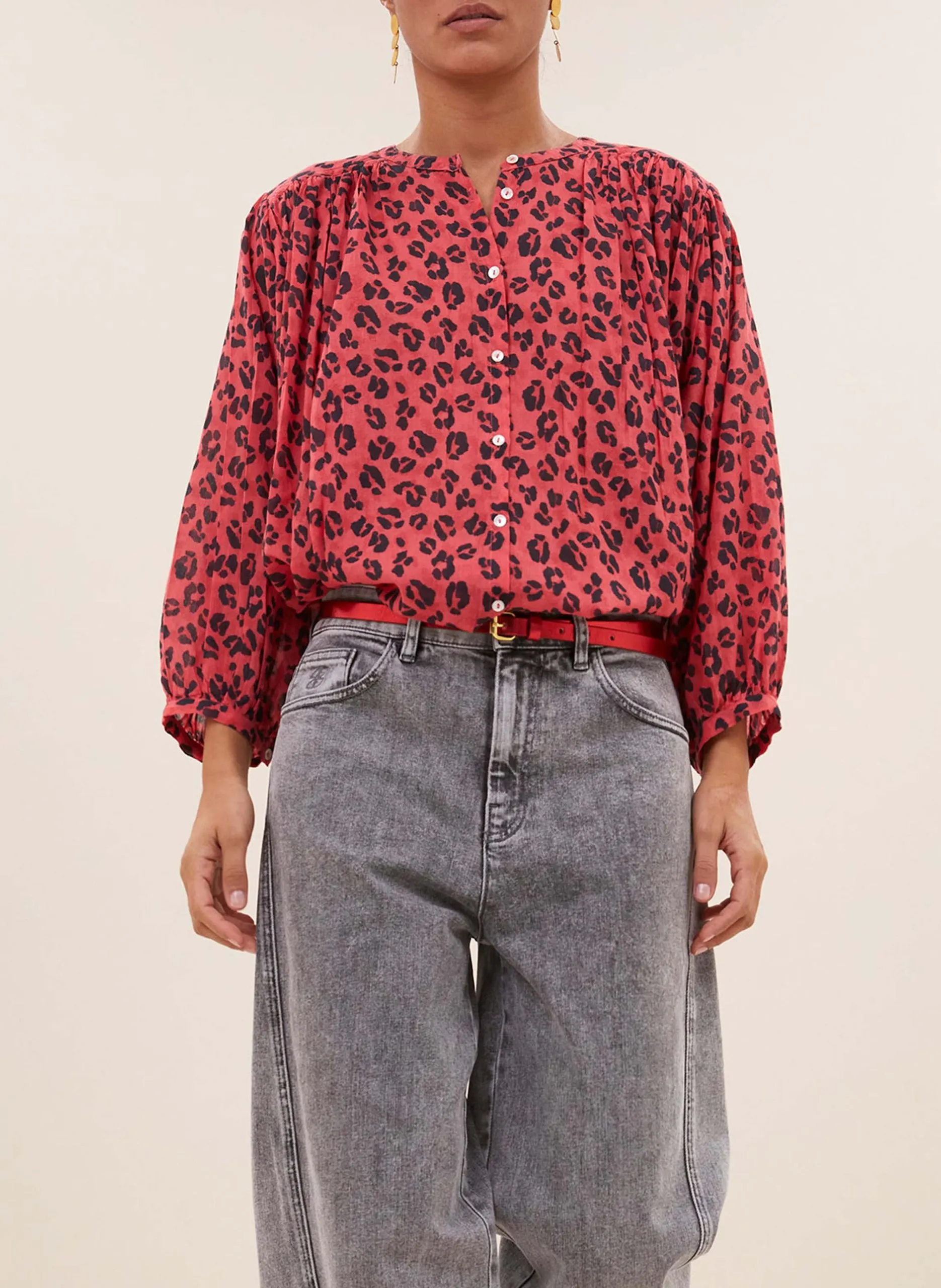 Blouse col rond à imprimé léopard Rouge BECKY