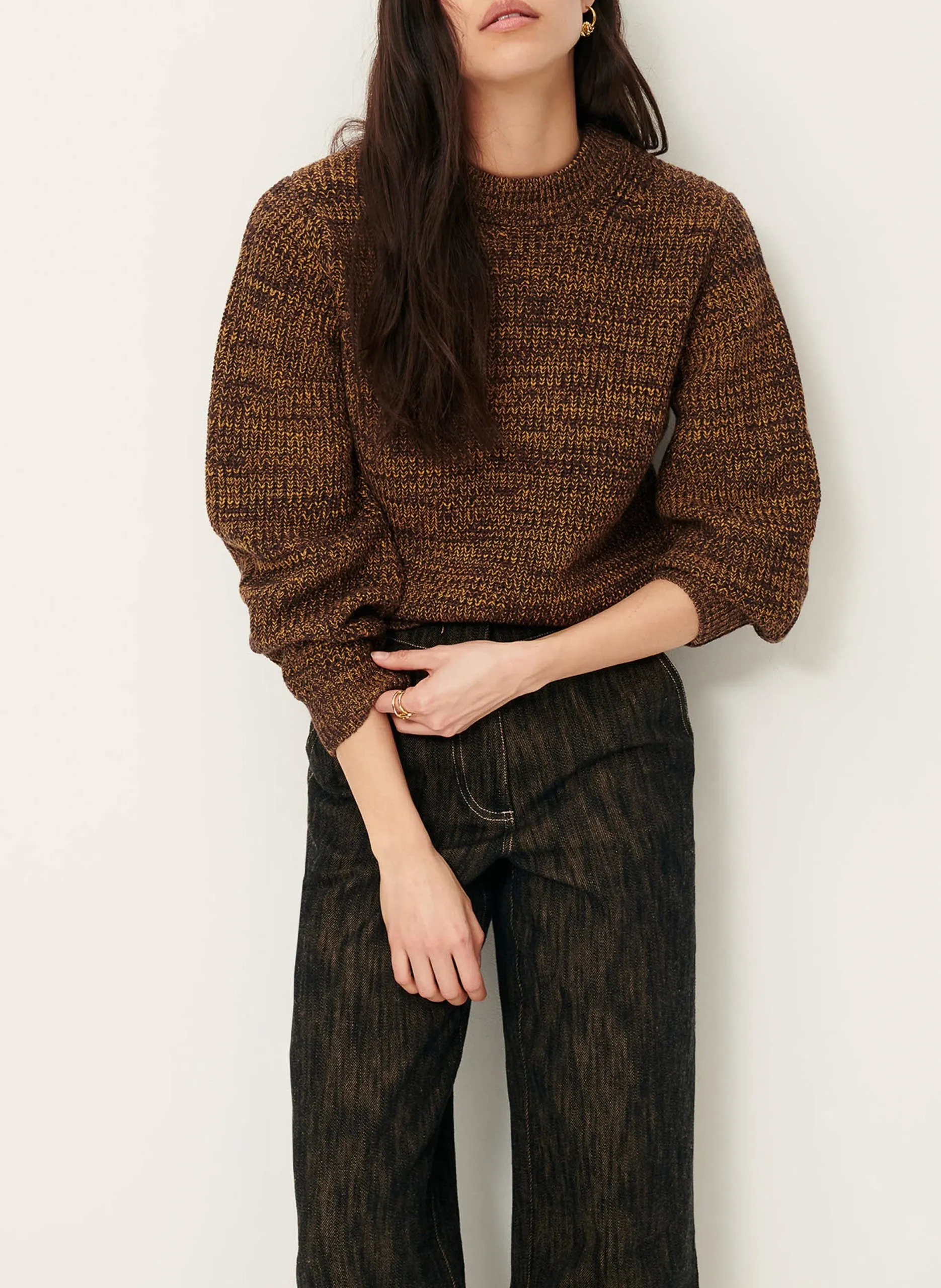 Pull ajusté col rond en maille mélangée Marron WADDEN