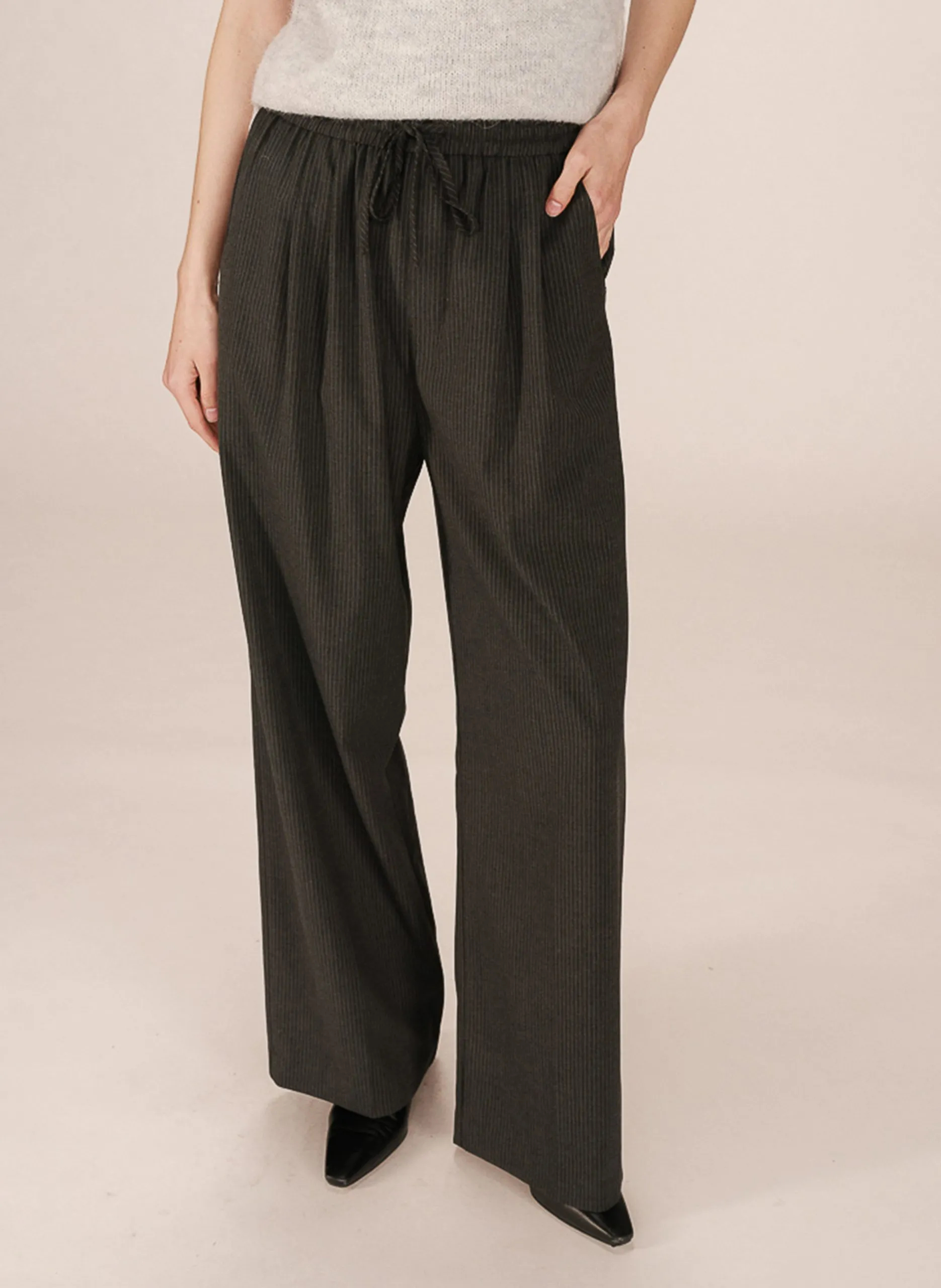 Pantalon droit à rayures Gris STAY