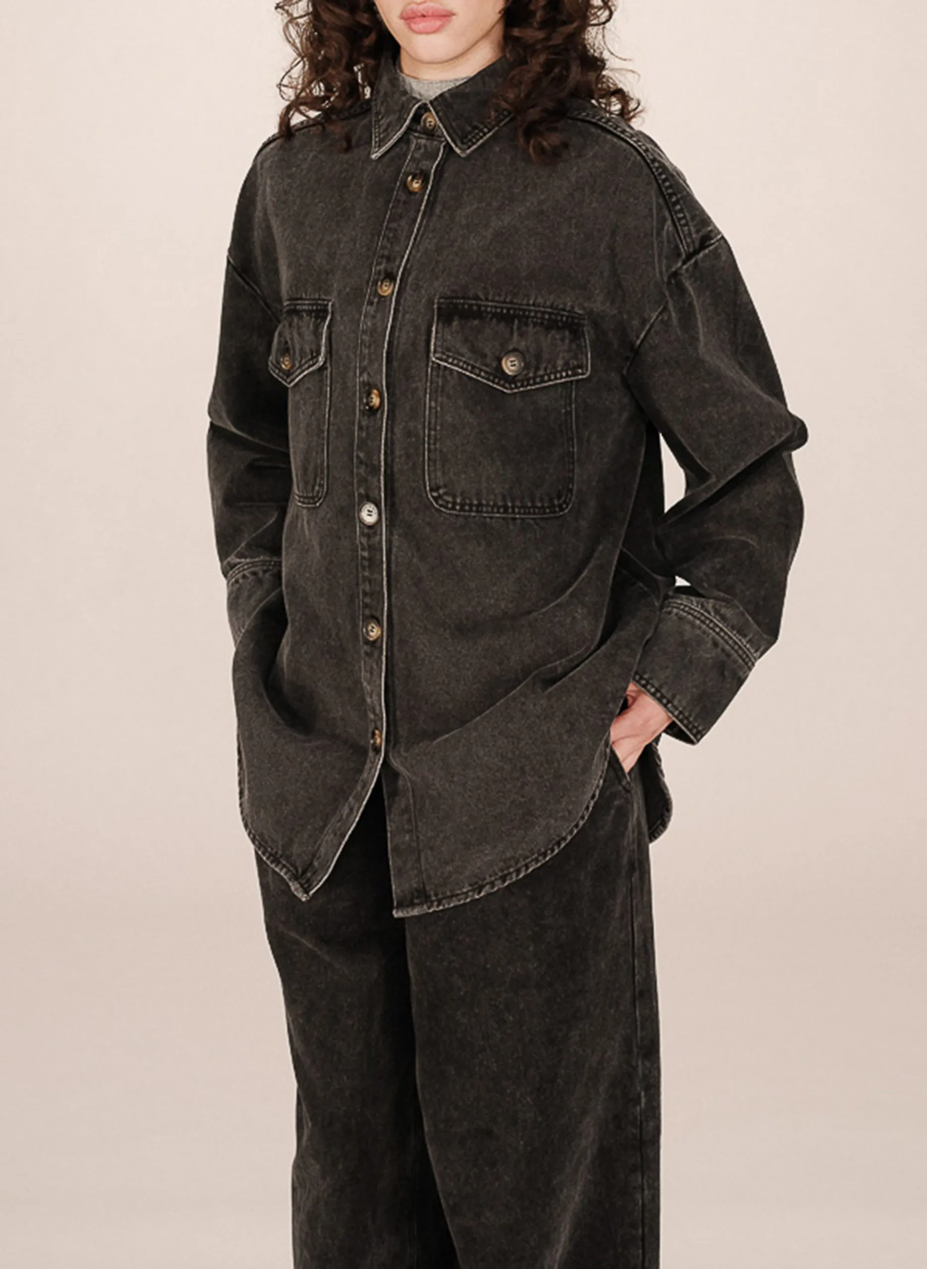 Chemsie col classique en coton Noir SYDNEY