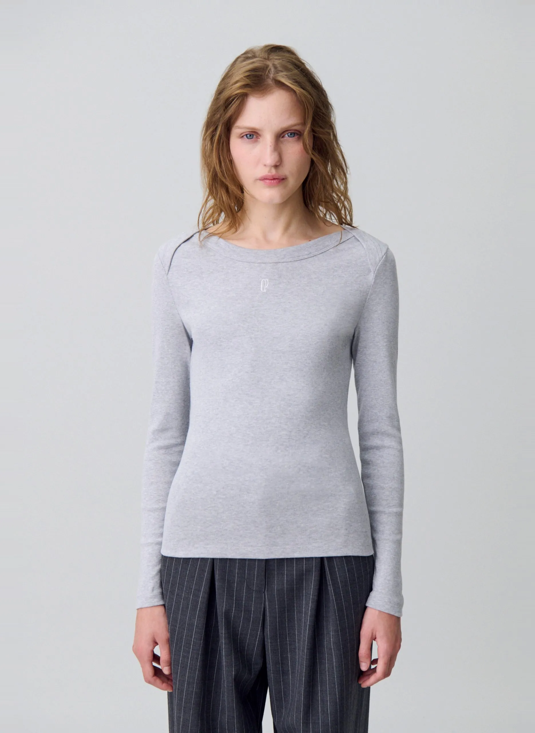 Tee-shirt près du corps col bateau Gris TIMEA