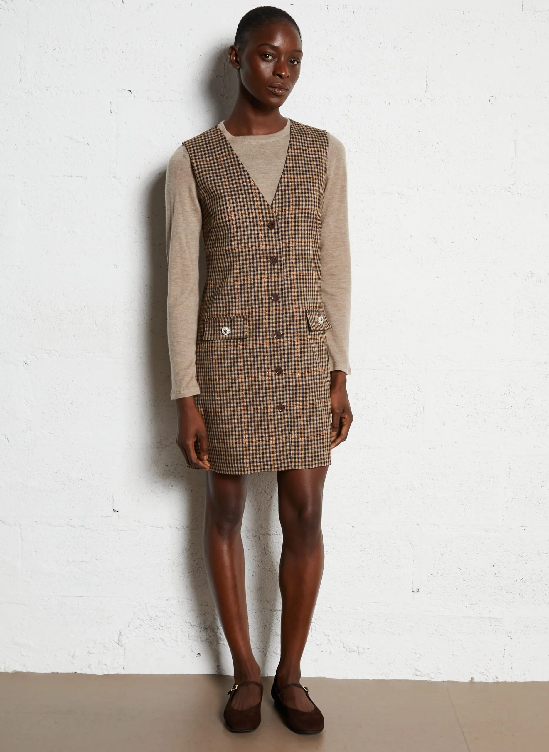 Robe courte évasée col V Marron