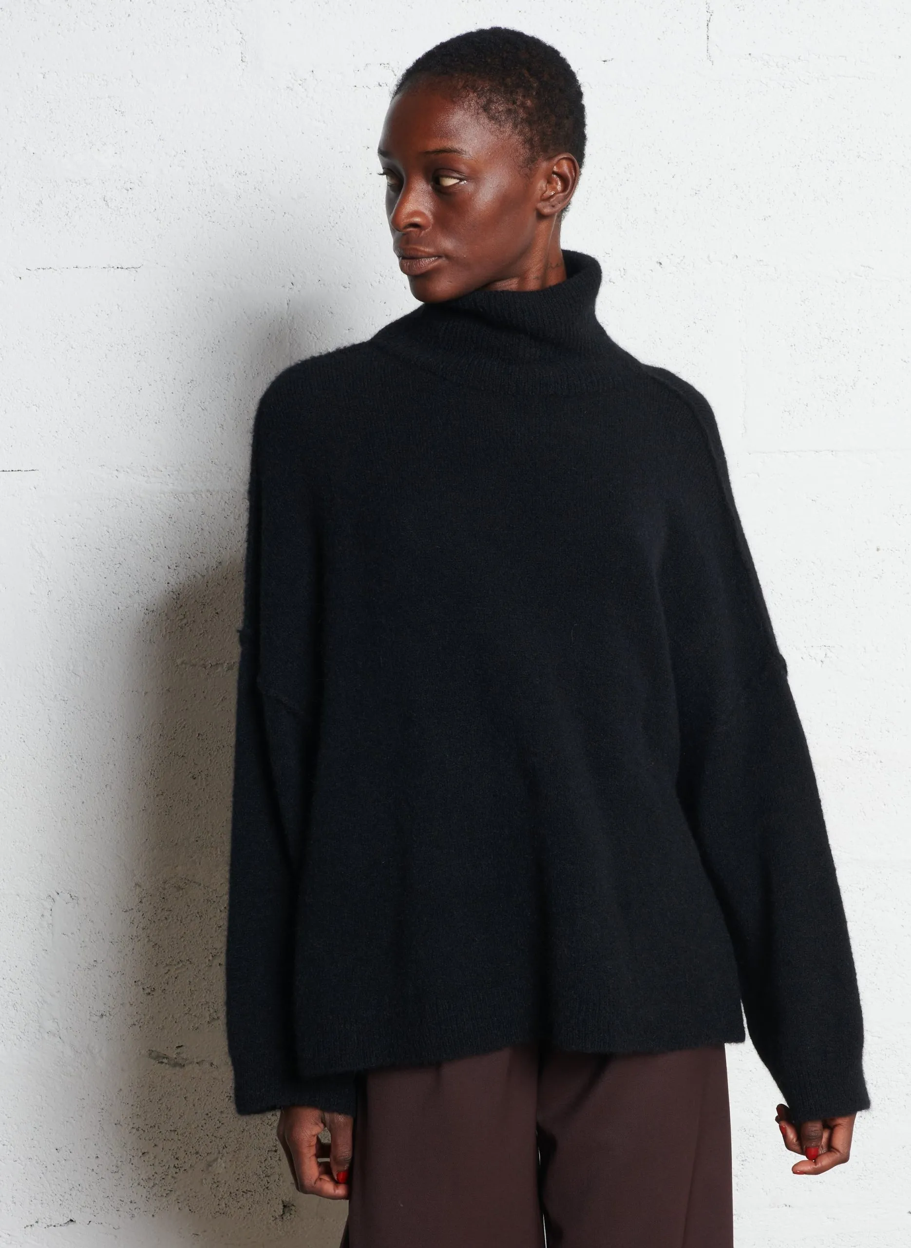 Col roulé ample en maille mélangée Noir BAXY