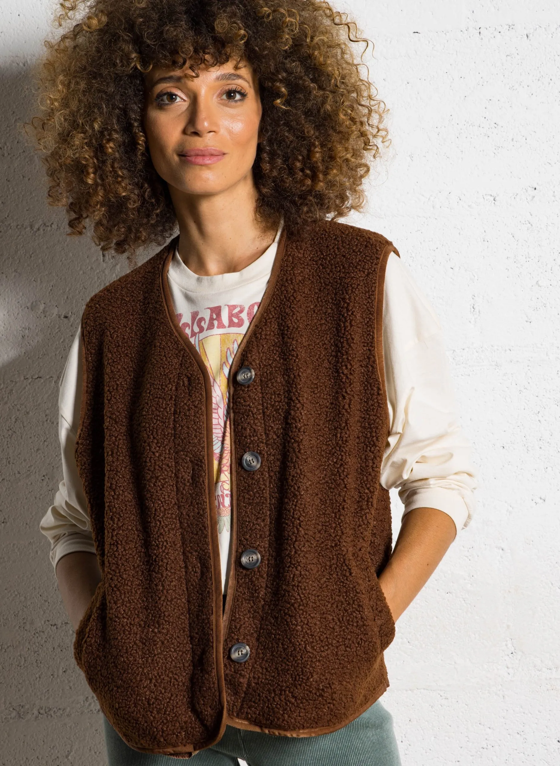 Veste col V en sherpa Marron